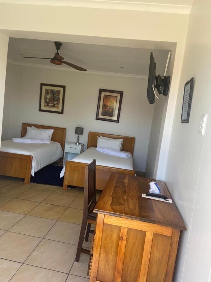 Botleng Guest House Boqate ภายนอก รูปภาพ