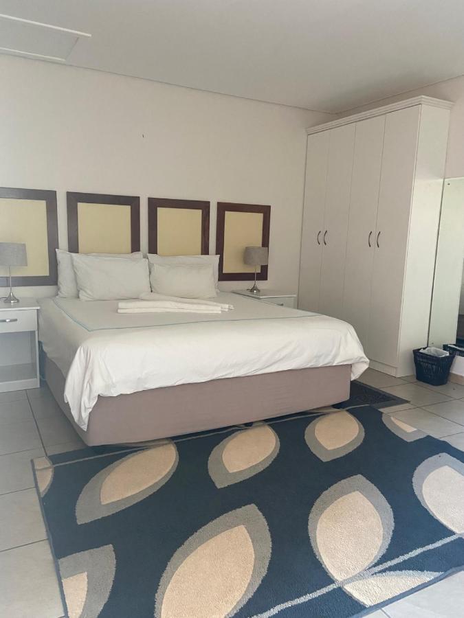 Botleng Guest House Boqate ภายนอก รูปภาพ