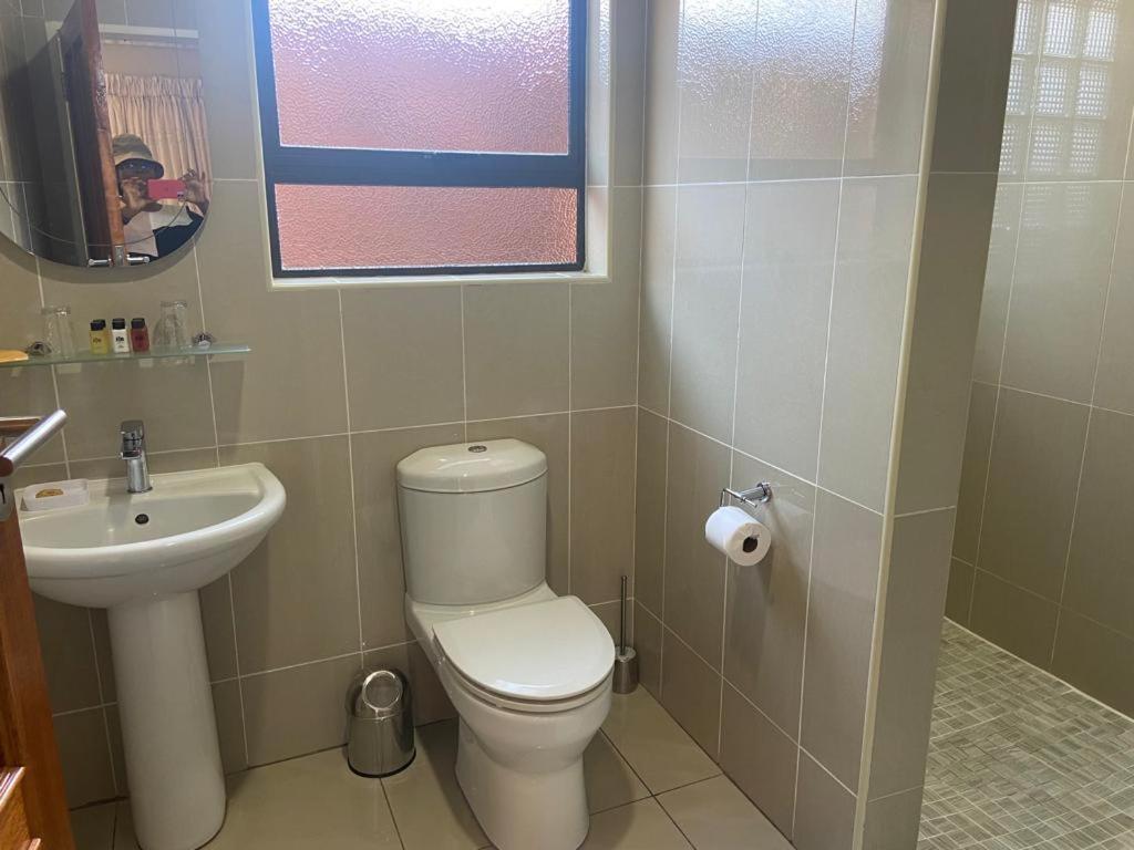 Botleng Guest House Boqate ภายนอก รูปภาพ